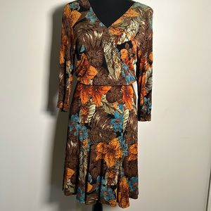 Vintage 1990s floral print, two piece skirt and shirt set. wrap top & midi skirt